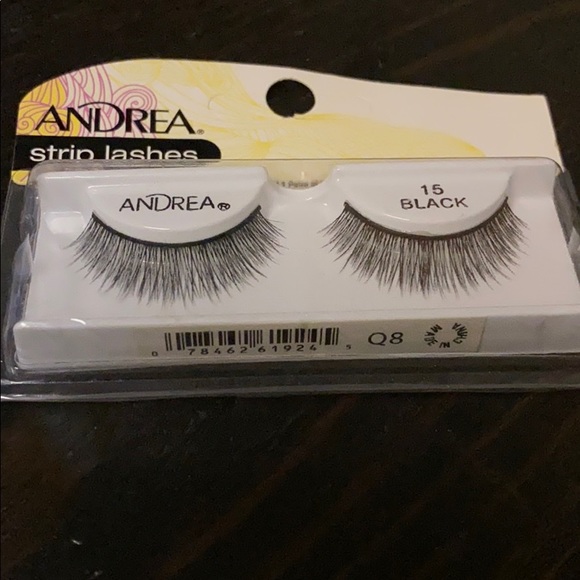 Andrea Strip Lashes -NWT - Picture 2 of 3